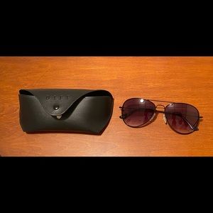 New Diff aviator sunglasses. Never worn.